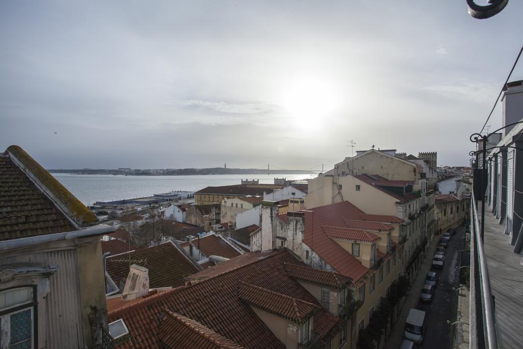 Breathtaking River View In Alfama Lisboa Exterior foto